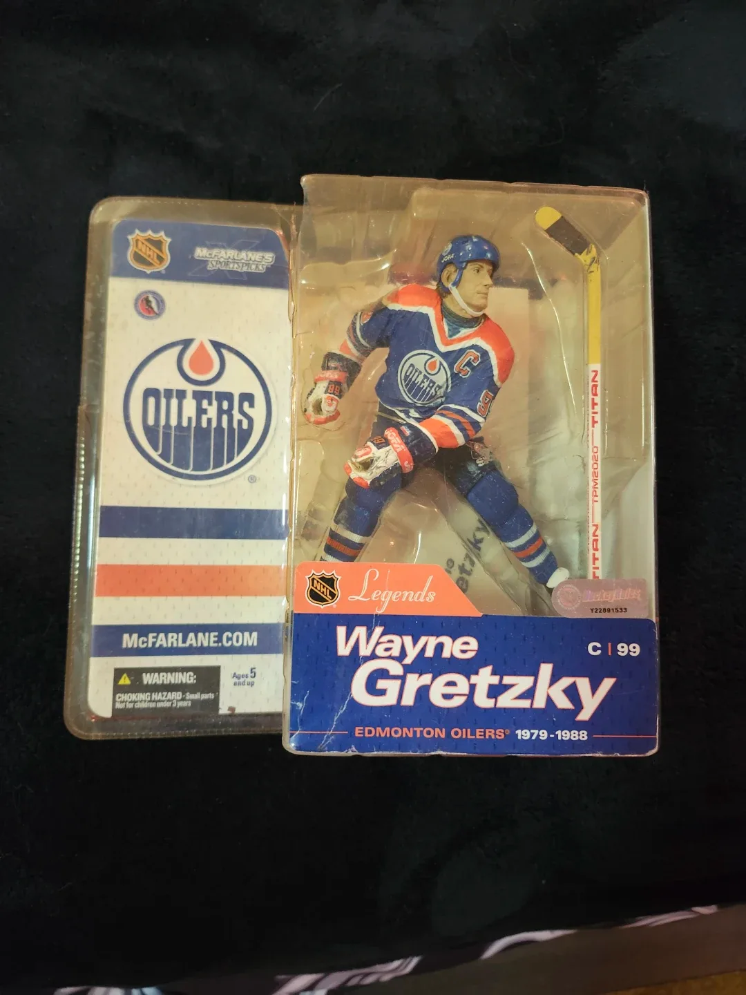 McFarlane Toys  Wayne Gretzky Edmonton OilersFigure