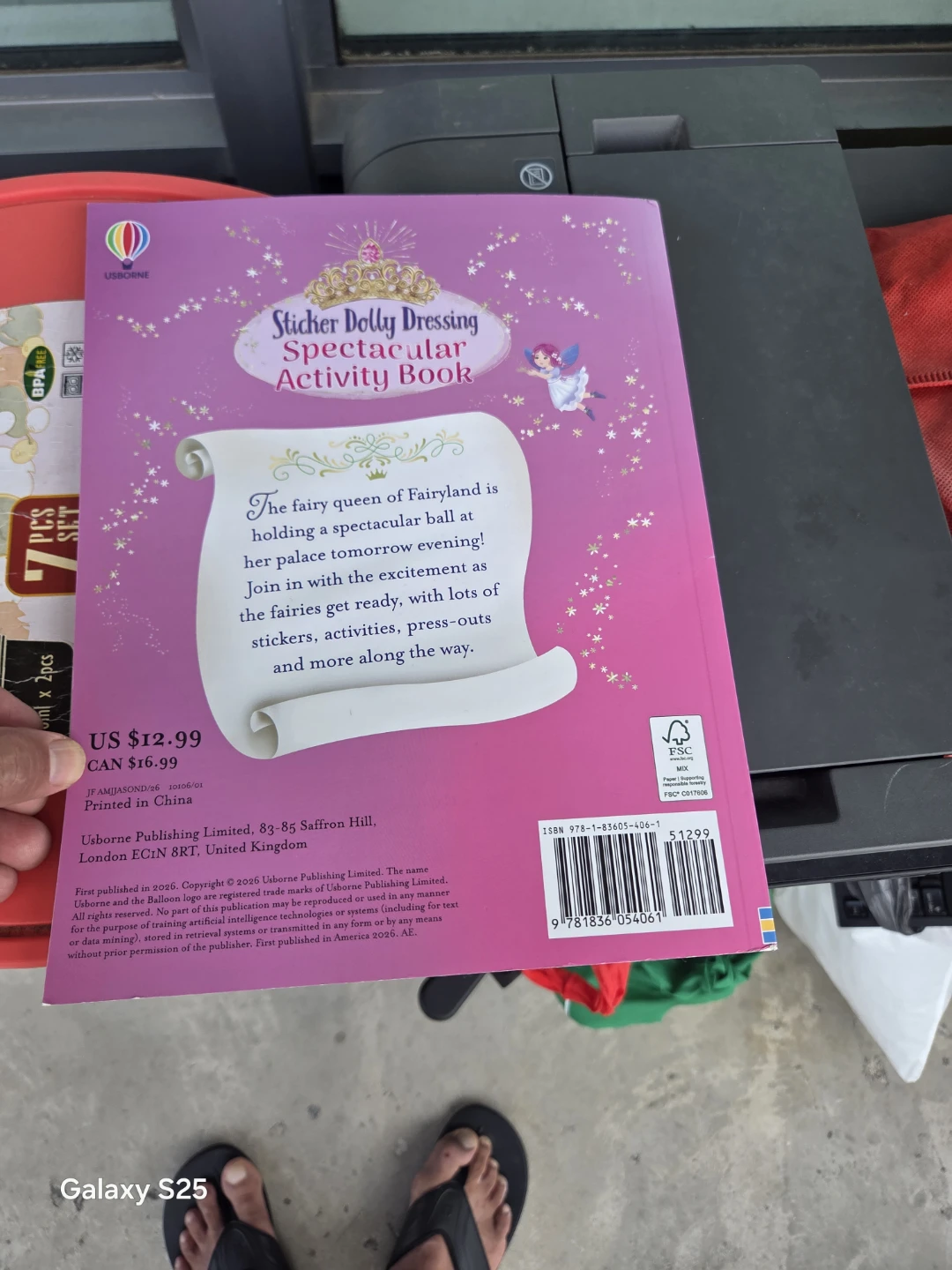Usborne Sticker Dolly Dressing Spectacular Activity Book - photo 4