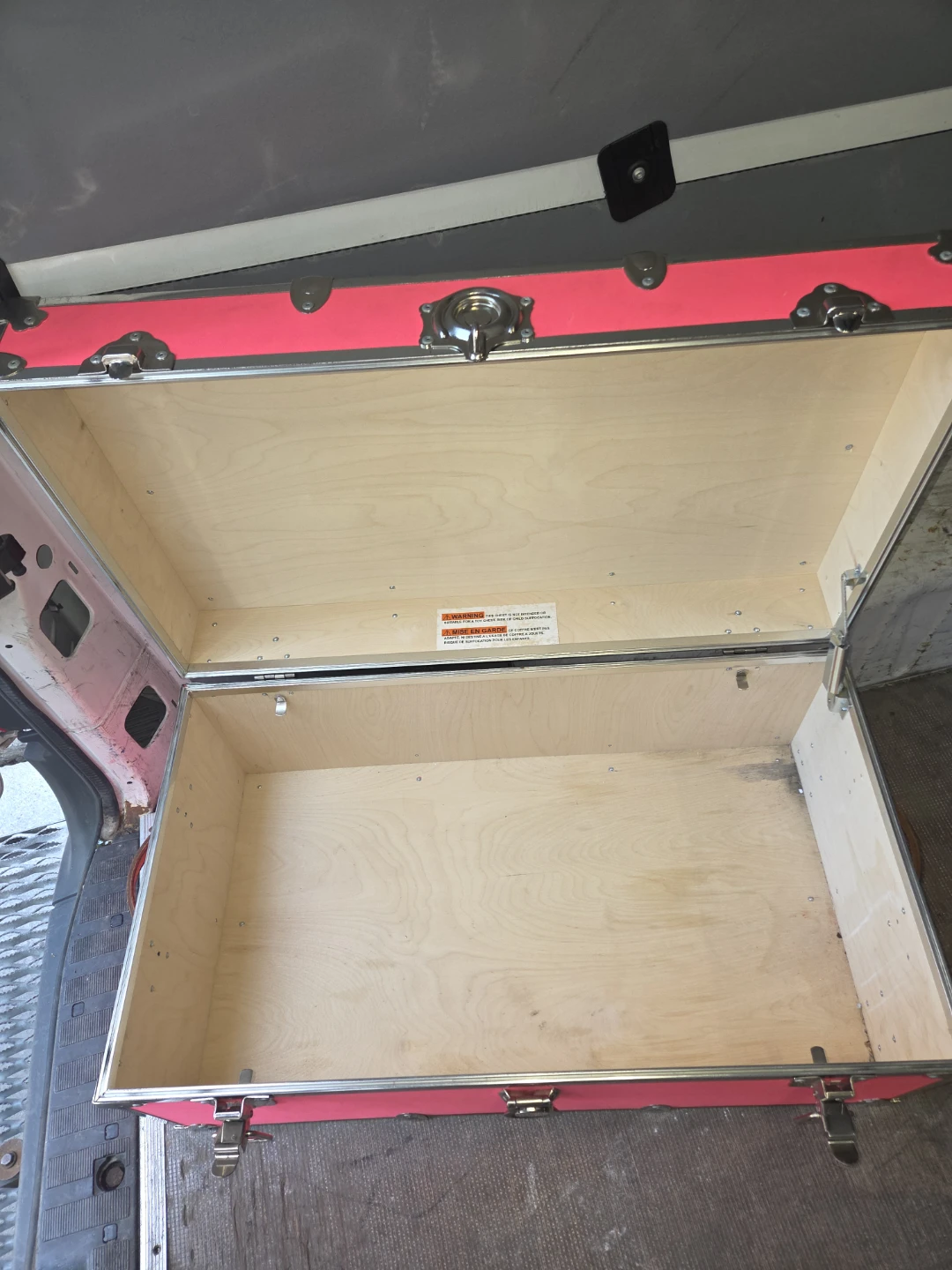 Bright Pink Rolling Trunk with Organizer - photo 4