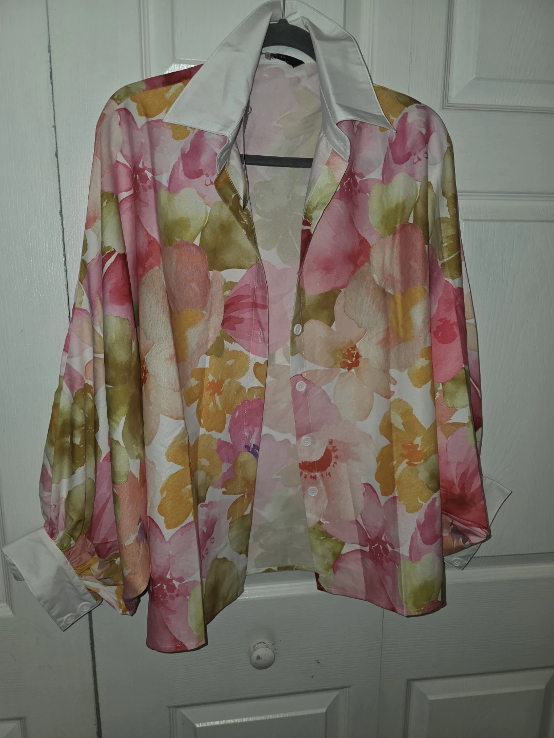 Women's Floral Print Button-Up Shirt