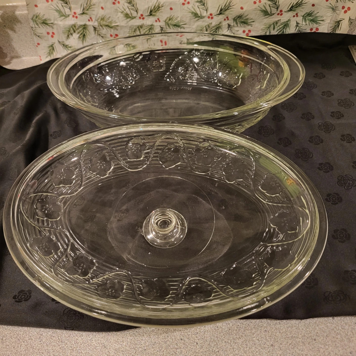 Glass Oval Casserole Dish with Lid - photo 2