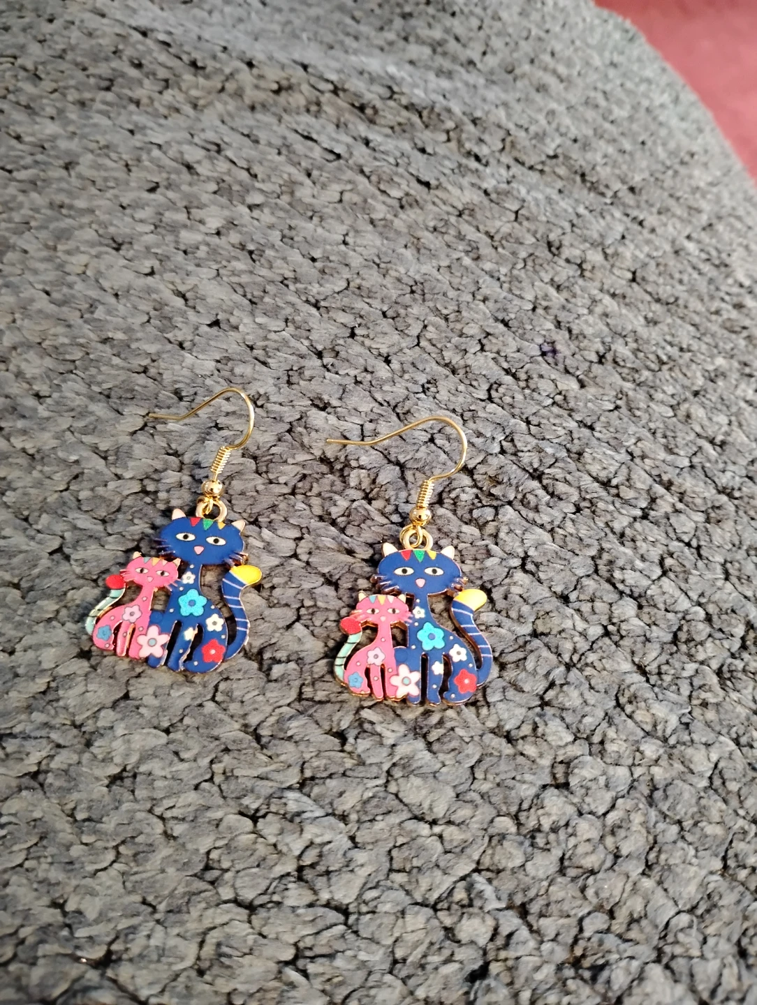 Cute Cat Earrings with Blue & Pink Floral Design - photo 2