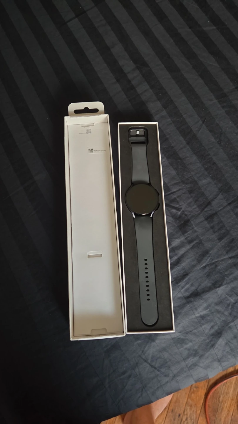 Samsung Galaxy Watch 6 44mm brand new - photo 2