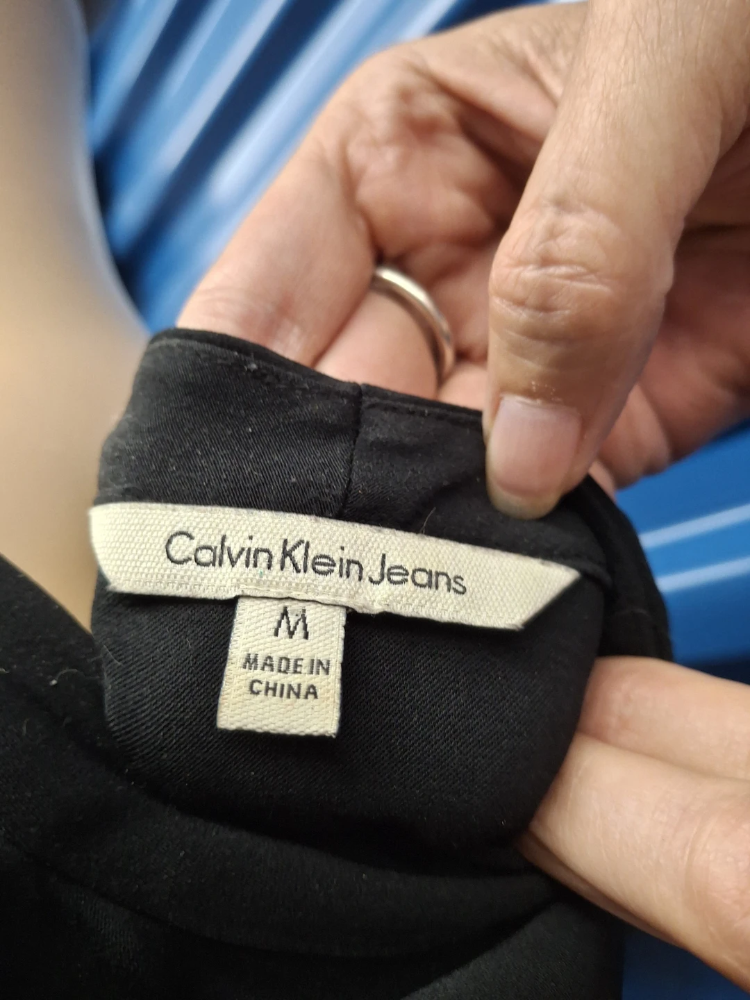 Calvin Klein Jeans Black Top & Tribal White Pants Set - photo 3