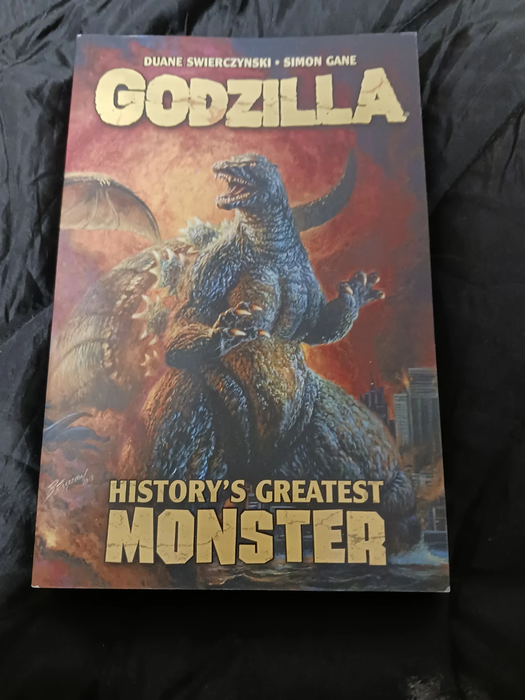 Godzilla: History's Greatest Monster Graphic Novel