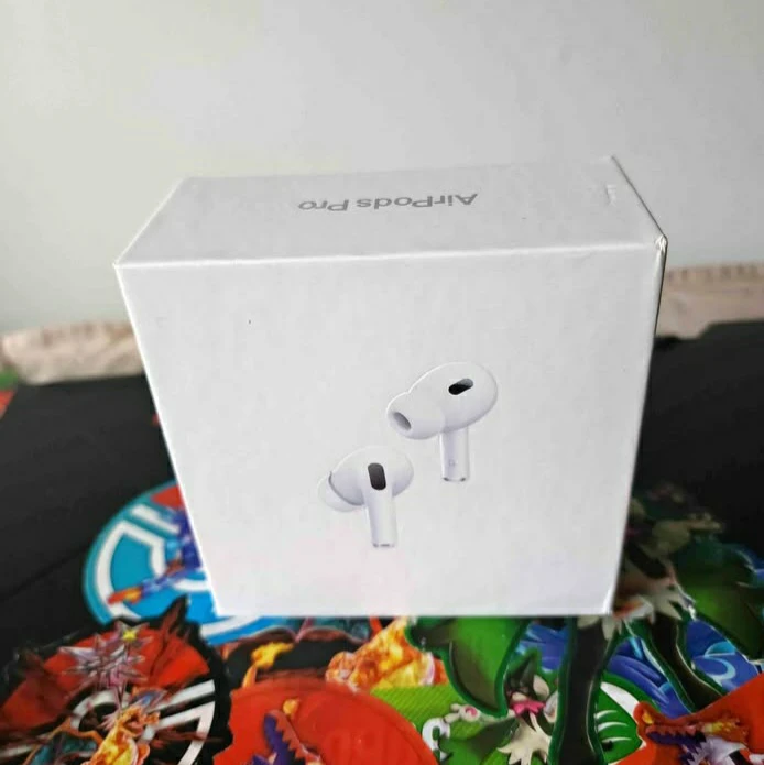Apple AirPods Pro (2nd Gen) with MagSafe Charging Case