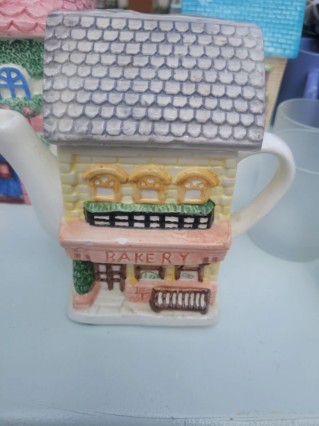 Goldragon tea pot