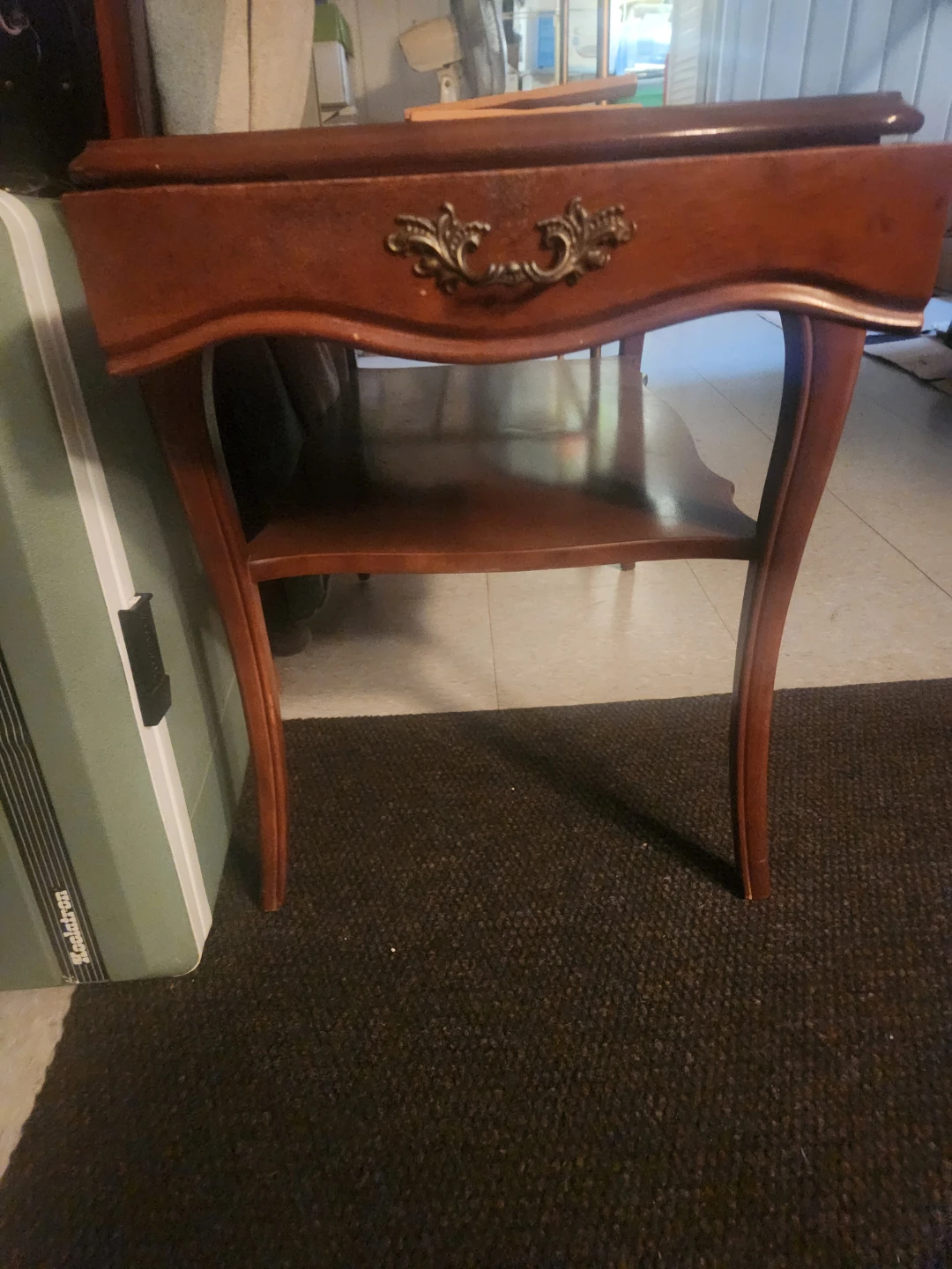 Vintage French Provincial End/Side Table w/Drawer