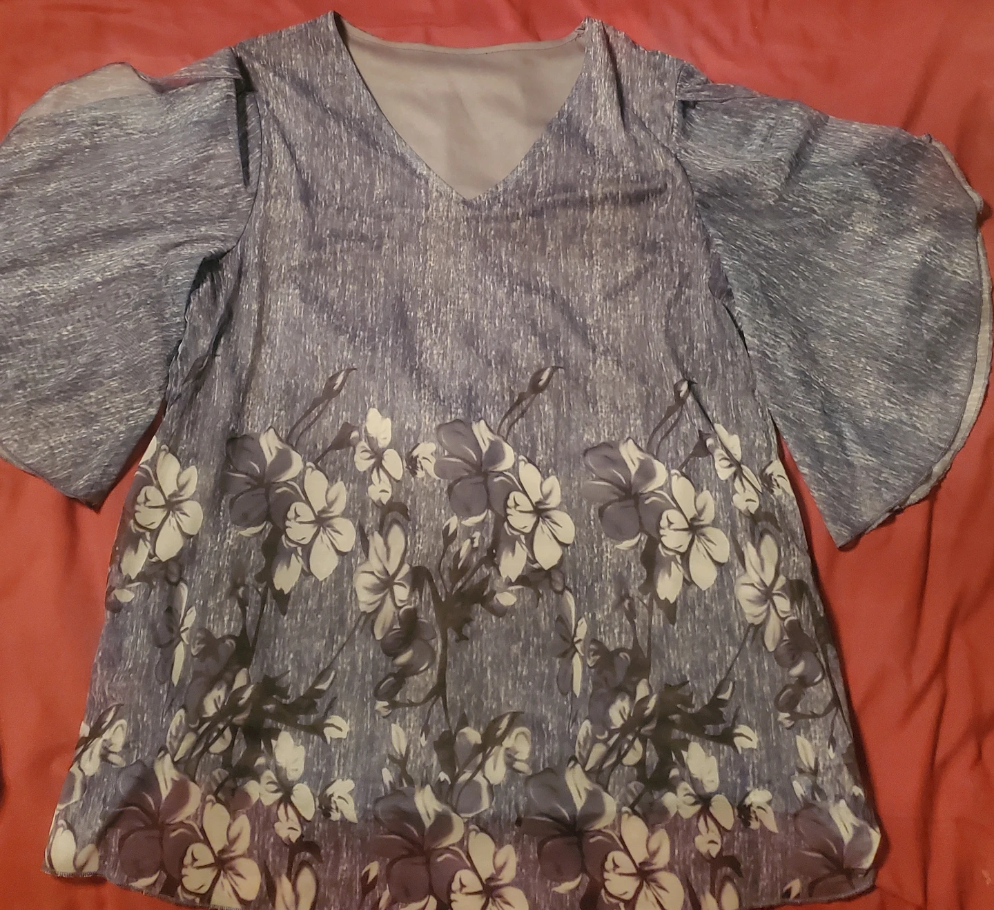 Womems size M blouse - photo 2
