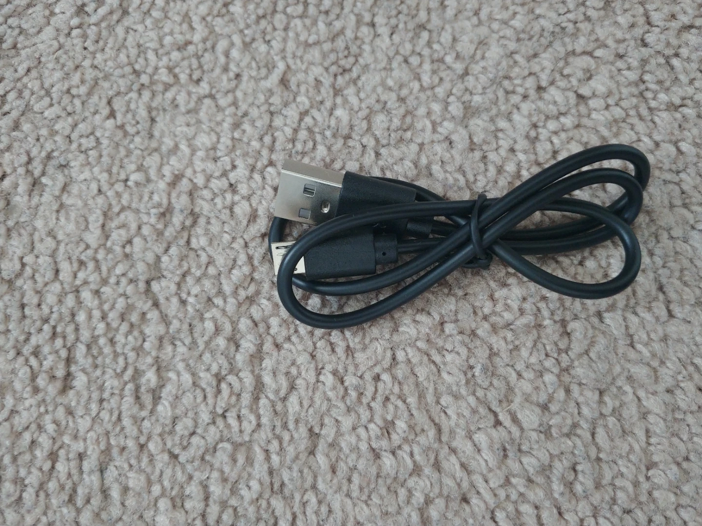 Black Micro USB to USB Cable - photo 2