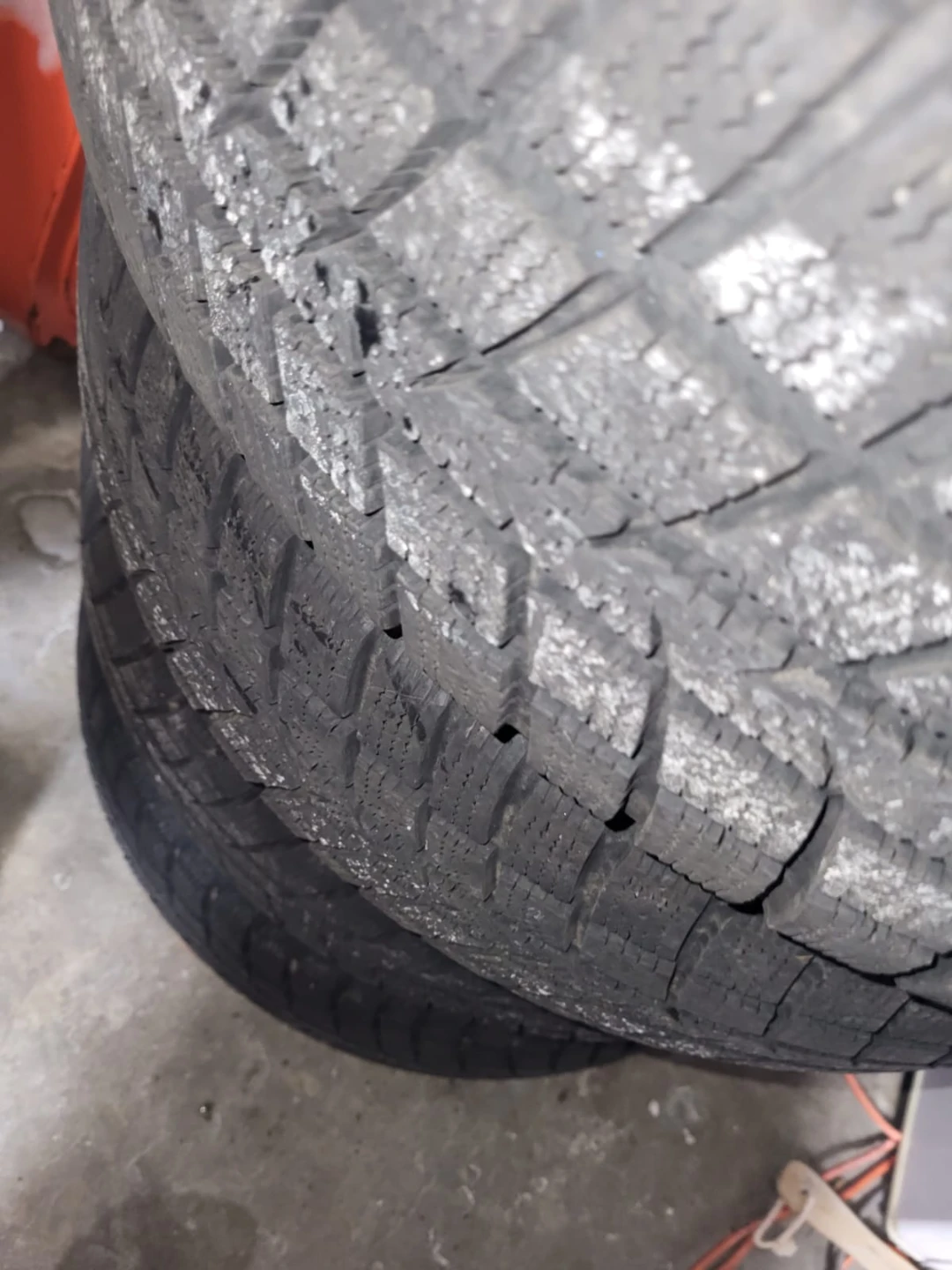 2017 Toyota Rav 4 Goodyear Winter Tires on Rims - photo 3