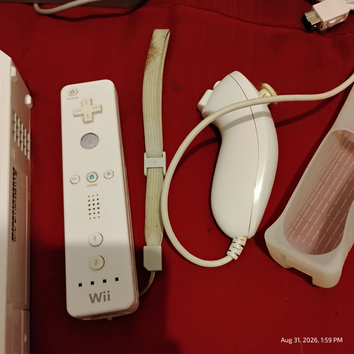 Nintendo Wii Console Bundle with Controllers and Accessories - photo 4