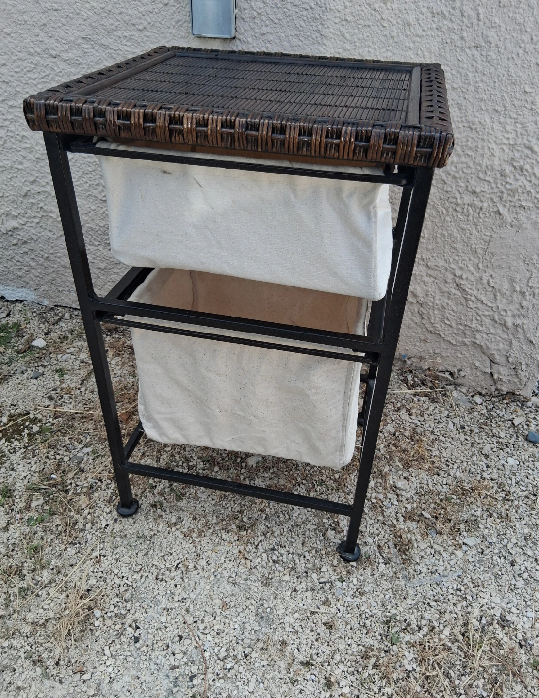 Pier 1 Wicker Storage Table with 2 Baskets - photo 2