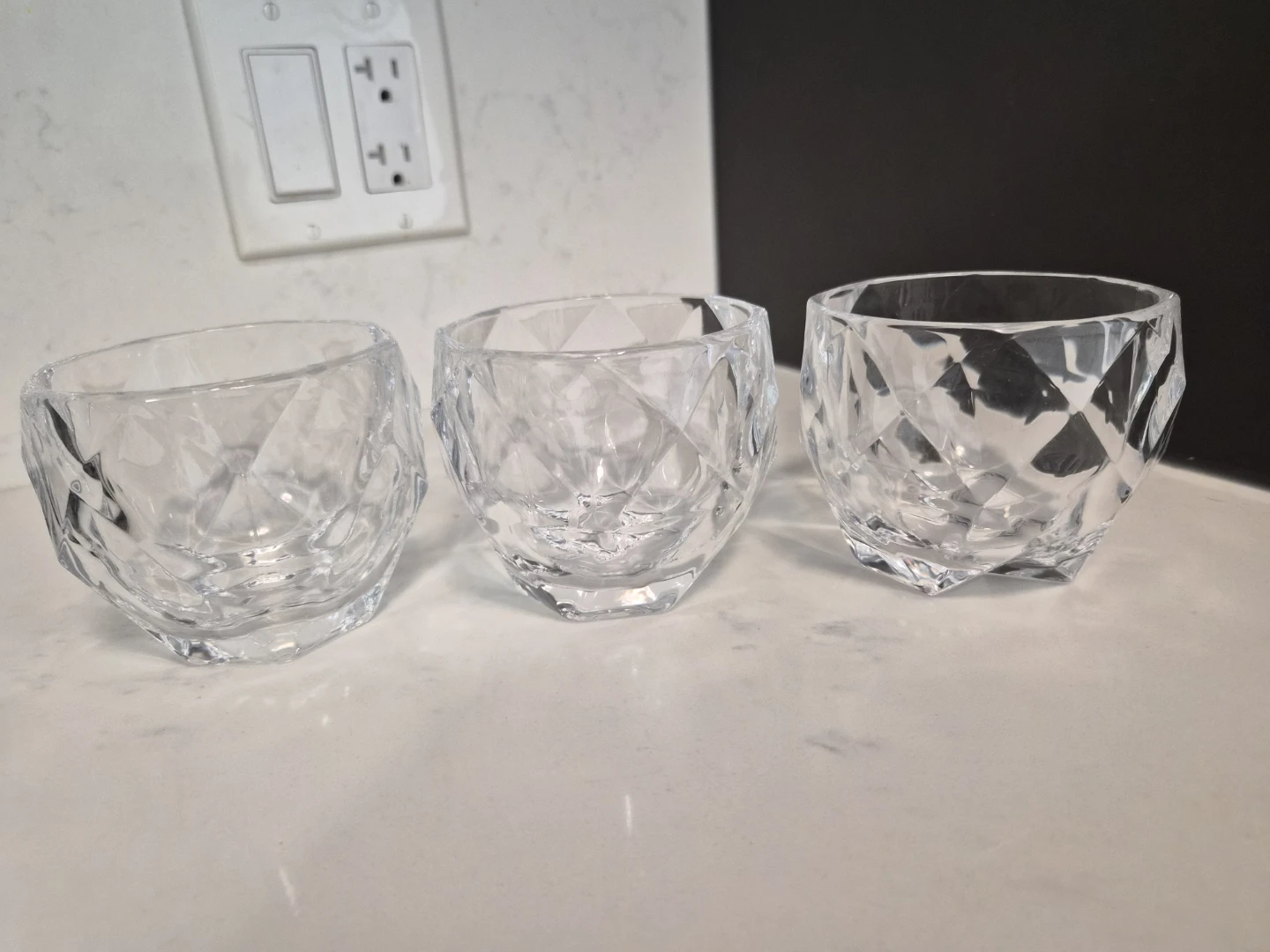 Set of 3 Clear Glass Cups