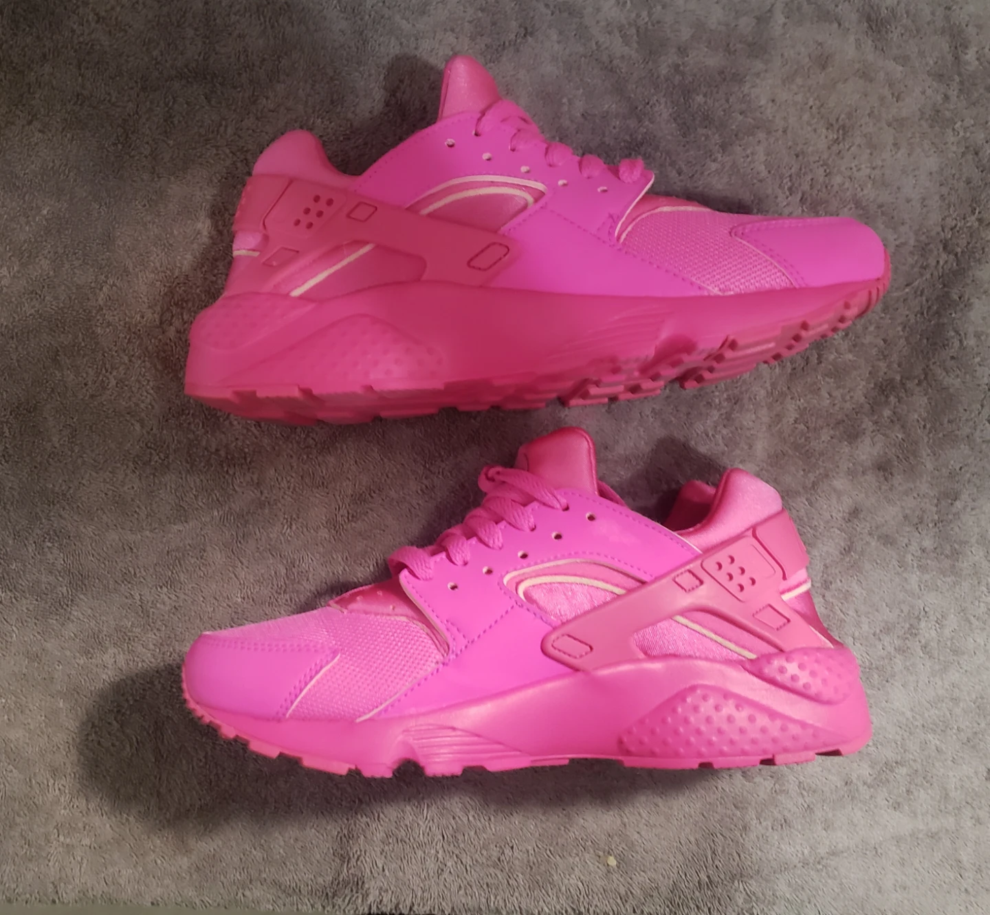 Pink Nike Air Huarache Shoes - photo 2