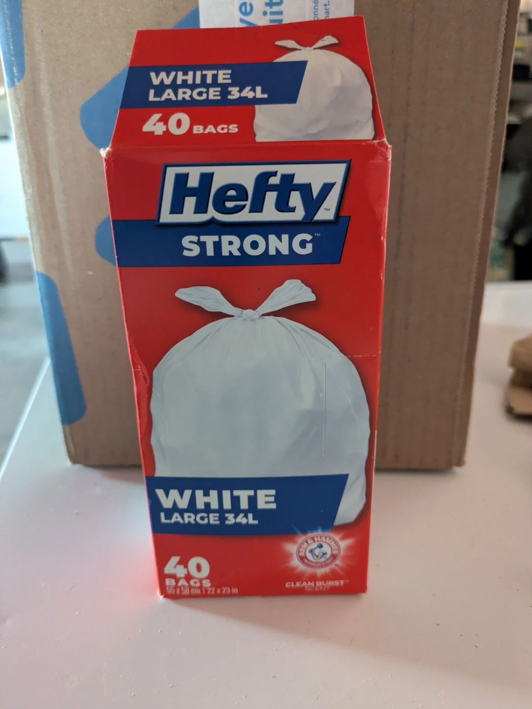 Hefty Strong White Large 34L Trash Bags - 38 count