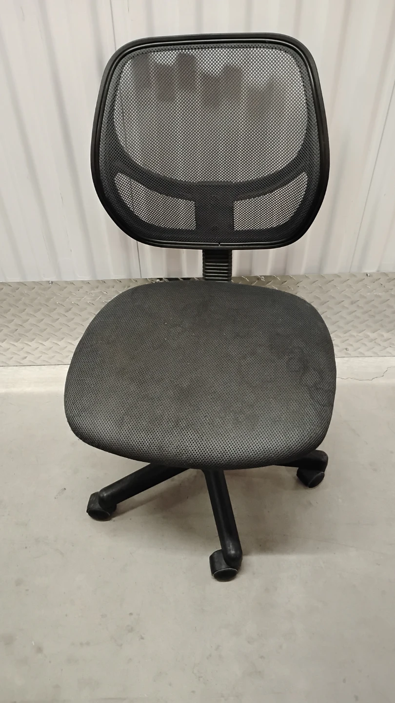 Office Chair and White Desk Set - photo 3