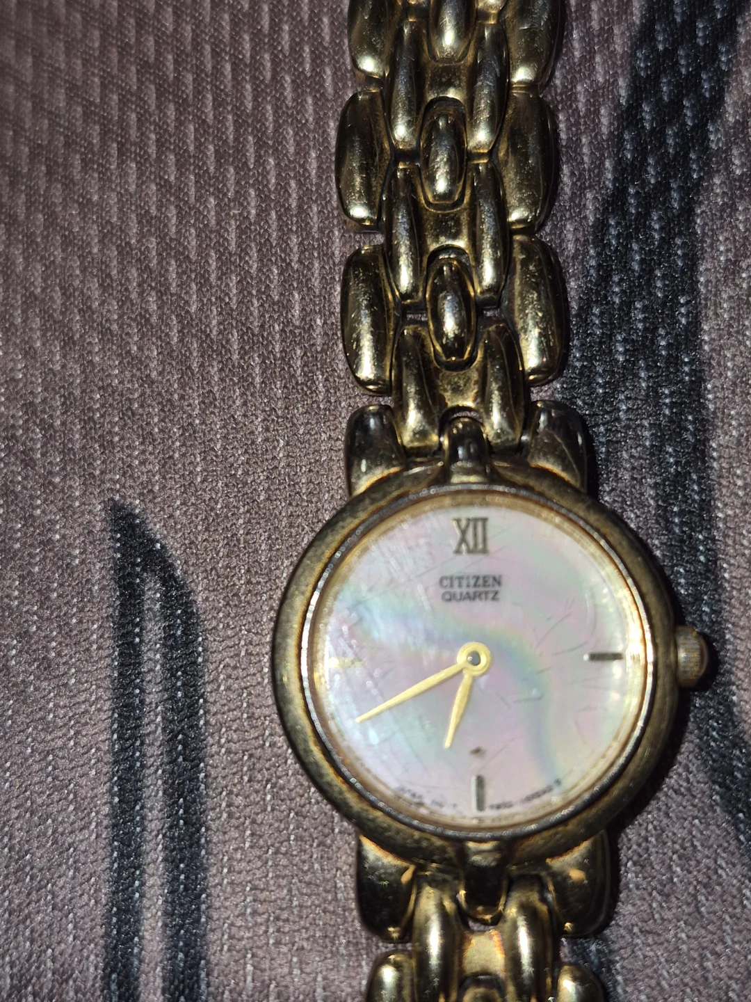 Citizen Quartz Gold Tone Watch
