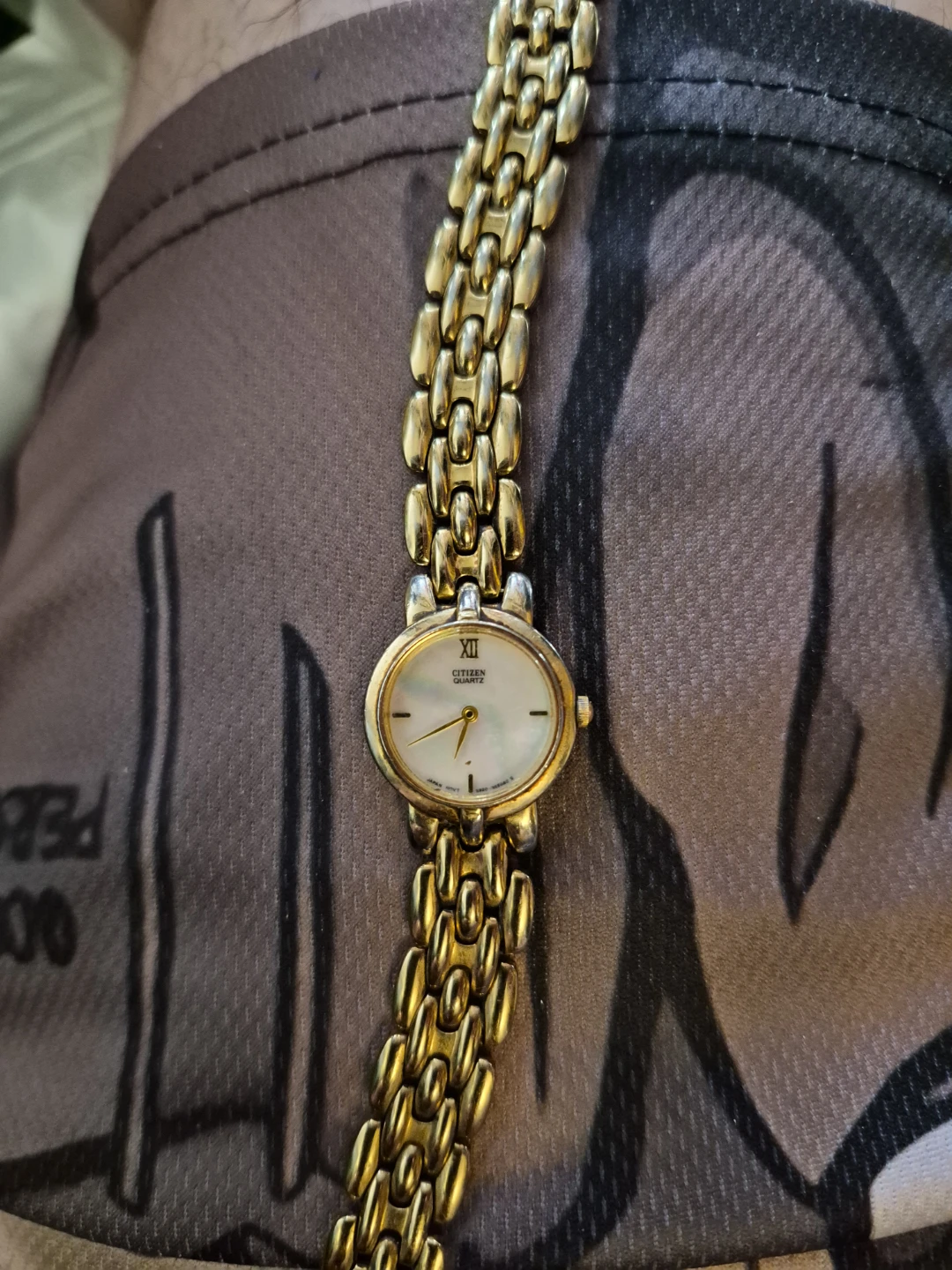 Citizen Quartz Gold Tone Watch - photo 3