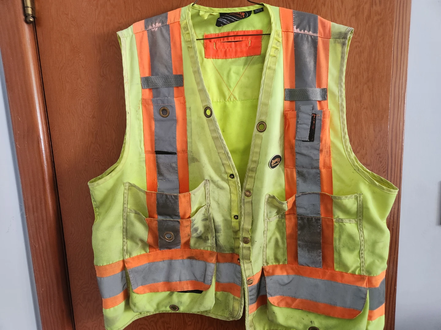 High-Visibility Reflective Work Vest V