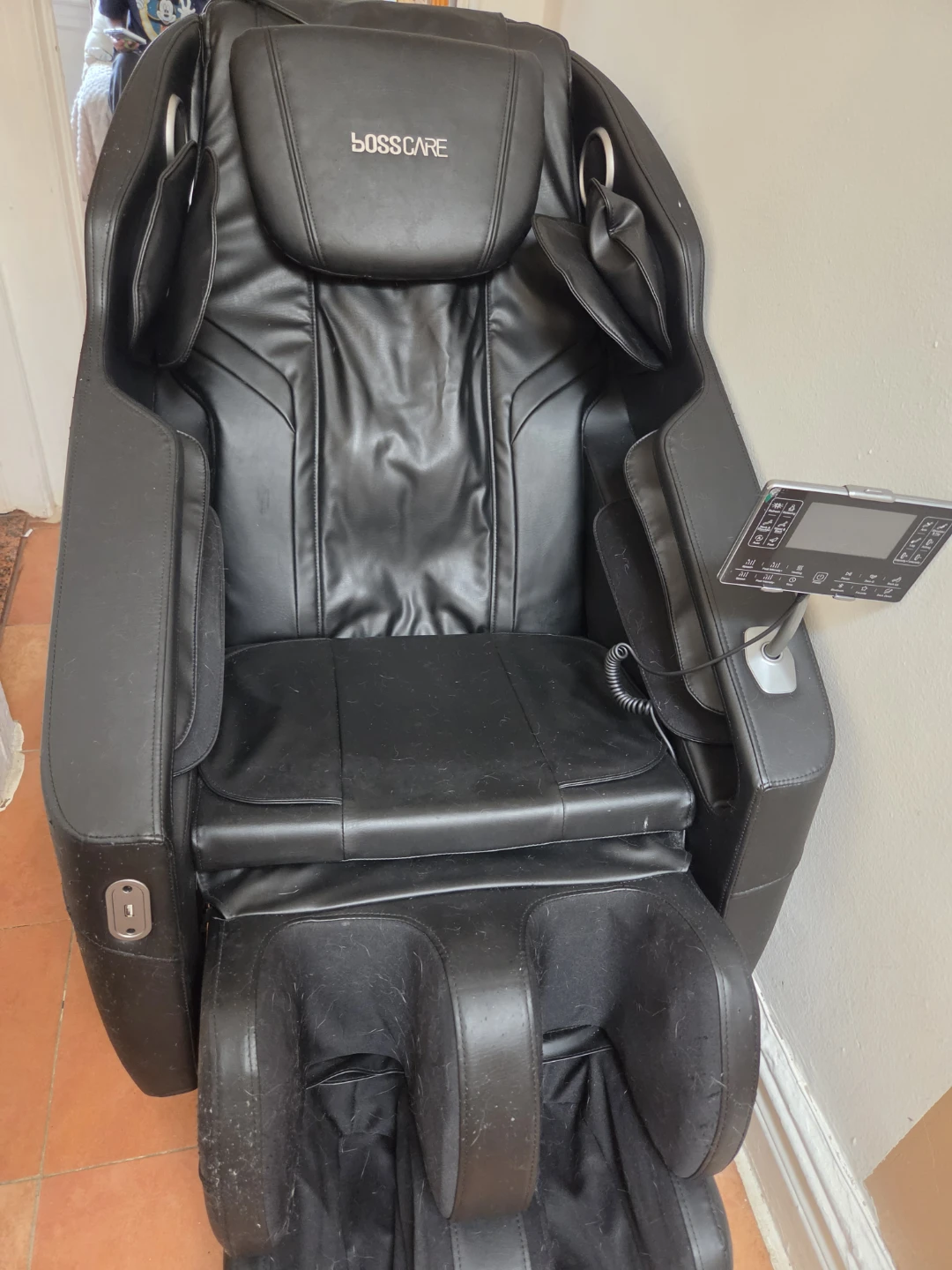 BOSSCARE Full Body Massage Chair
