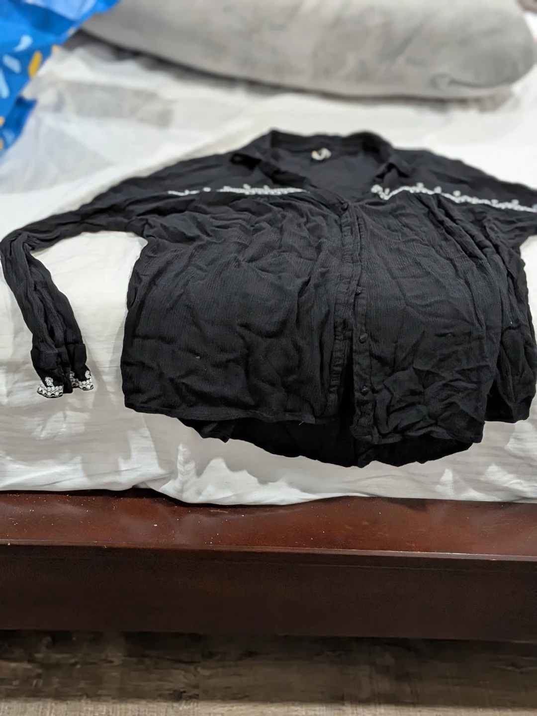 Bundle of 5 Women's Tops - photo 4