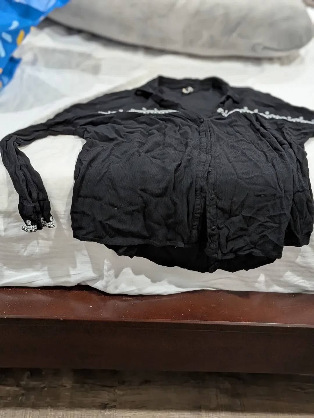 Bundle of 5 Women's Tops - photo 4