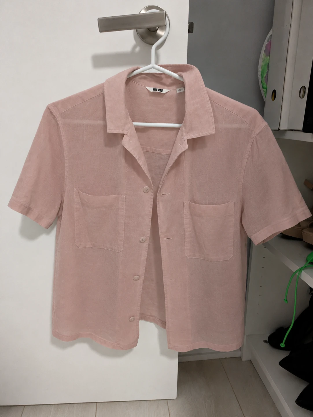 UNIQLO Button-Up - Size S