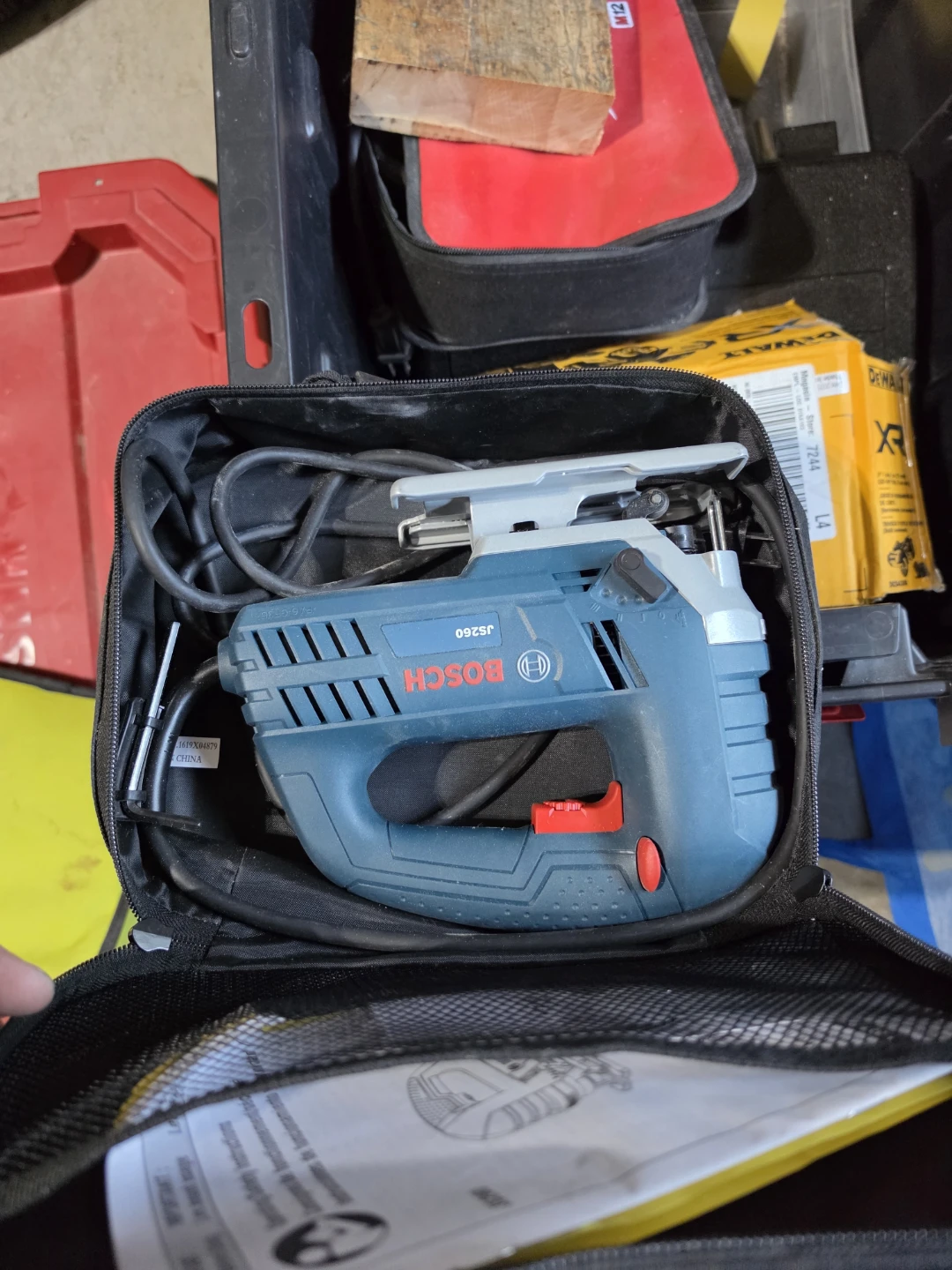 Bosch 120V Corded Top Handle Jig Saw JS365 - photo 2