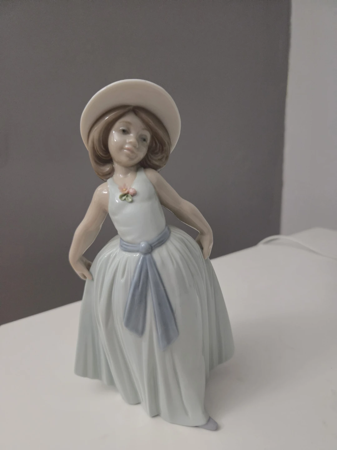 Lladro Figurine Daisa 1995