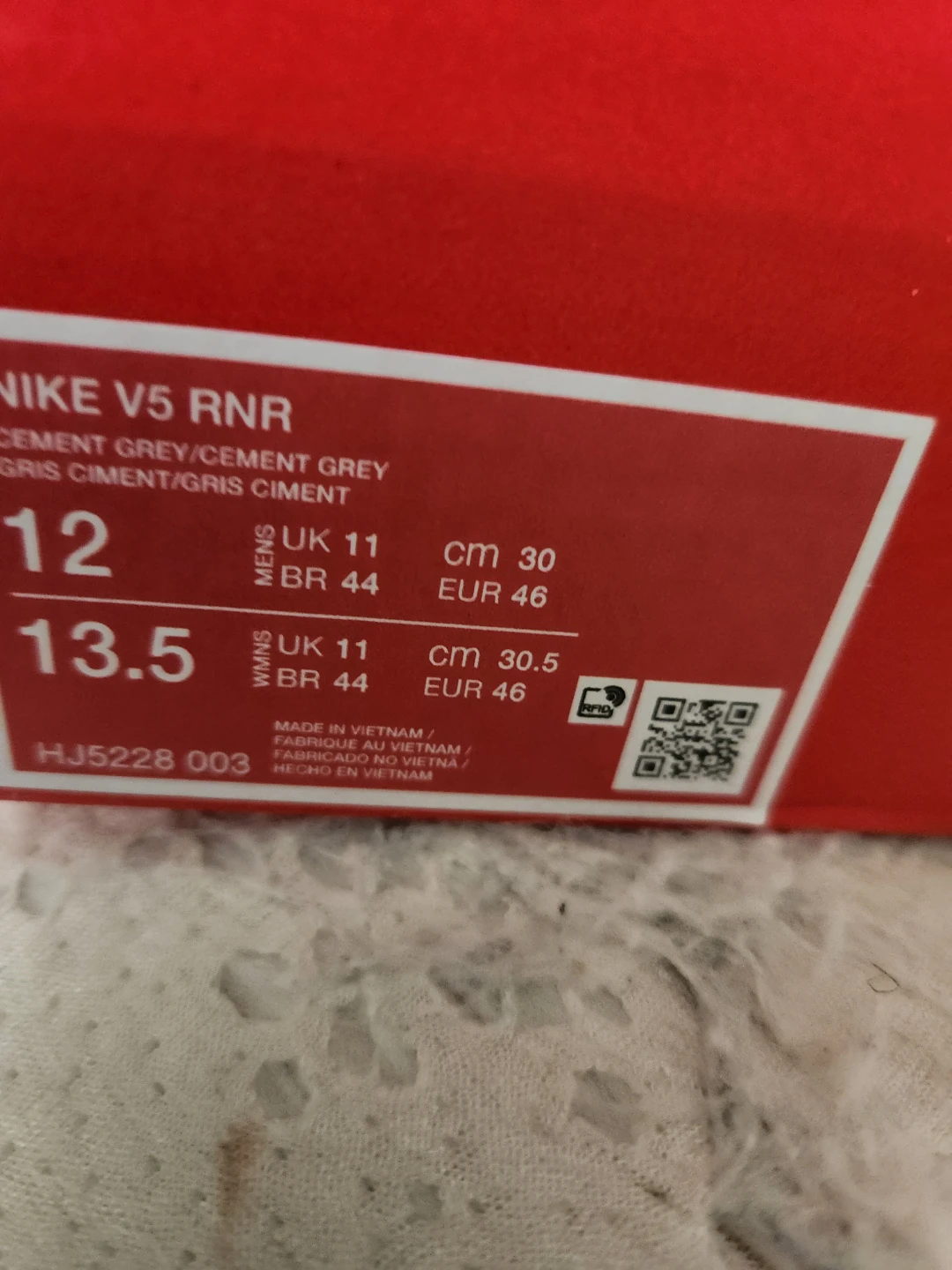 Nike V5 RNR "Cement Grey" Running Shoes