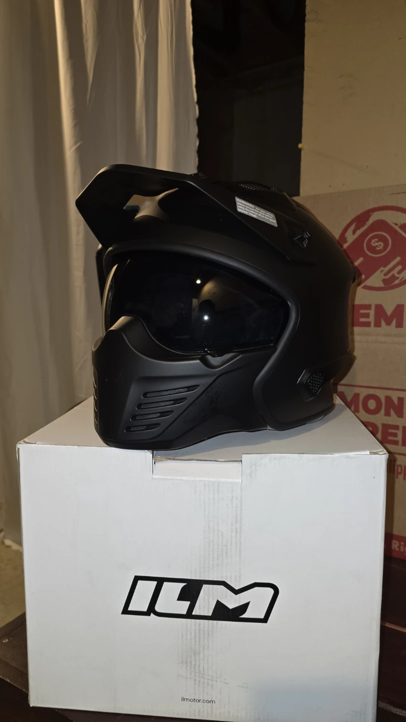 ILM Motorcycle/Bike Helmet | Size Large (Removable chin)