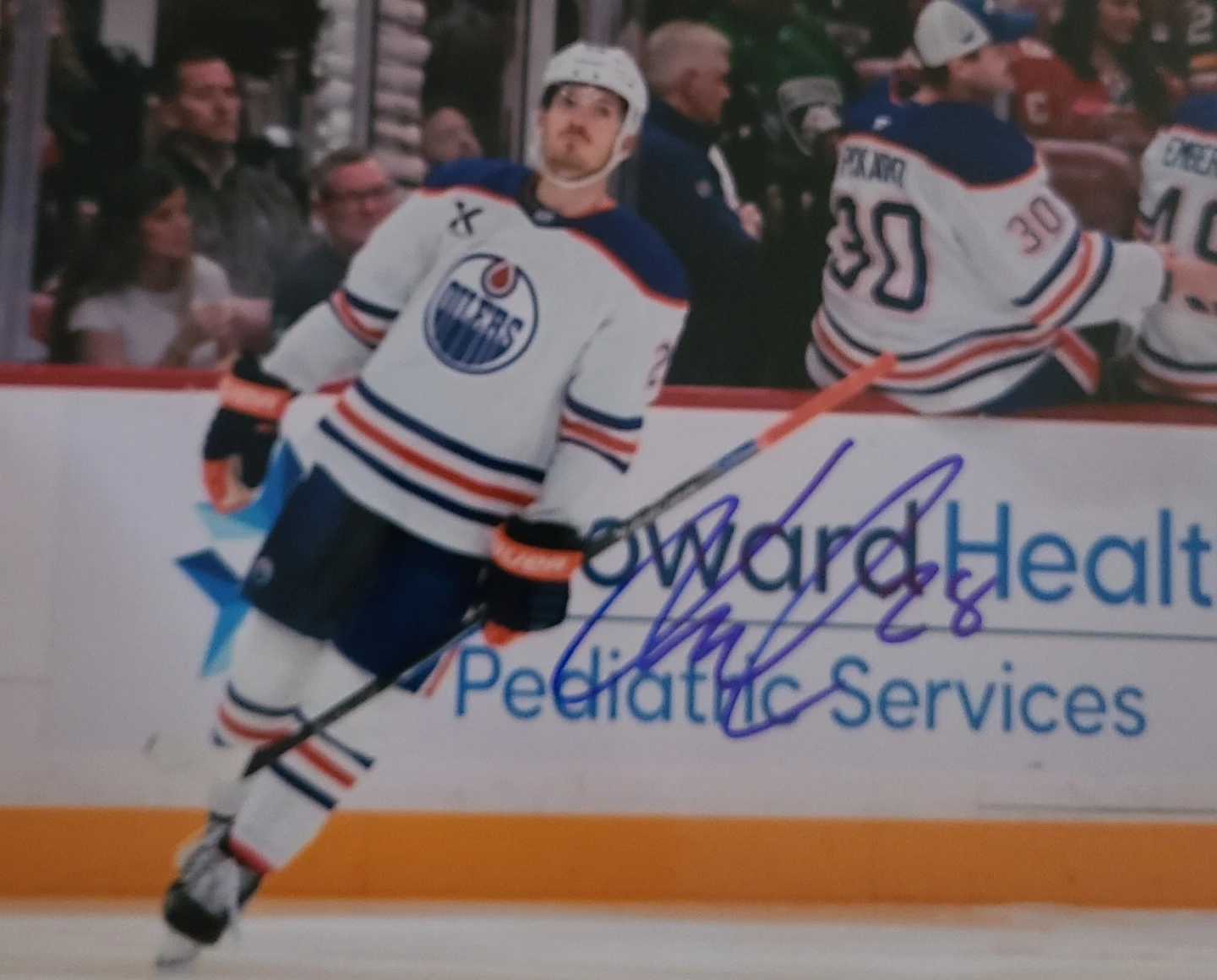 Edmonton Oilers Autographed Items With COA'S - photo 3