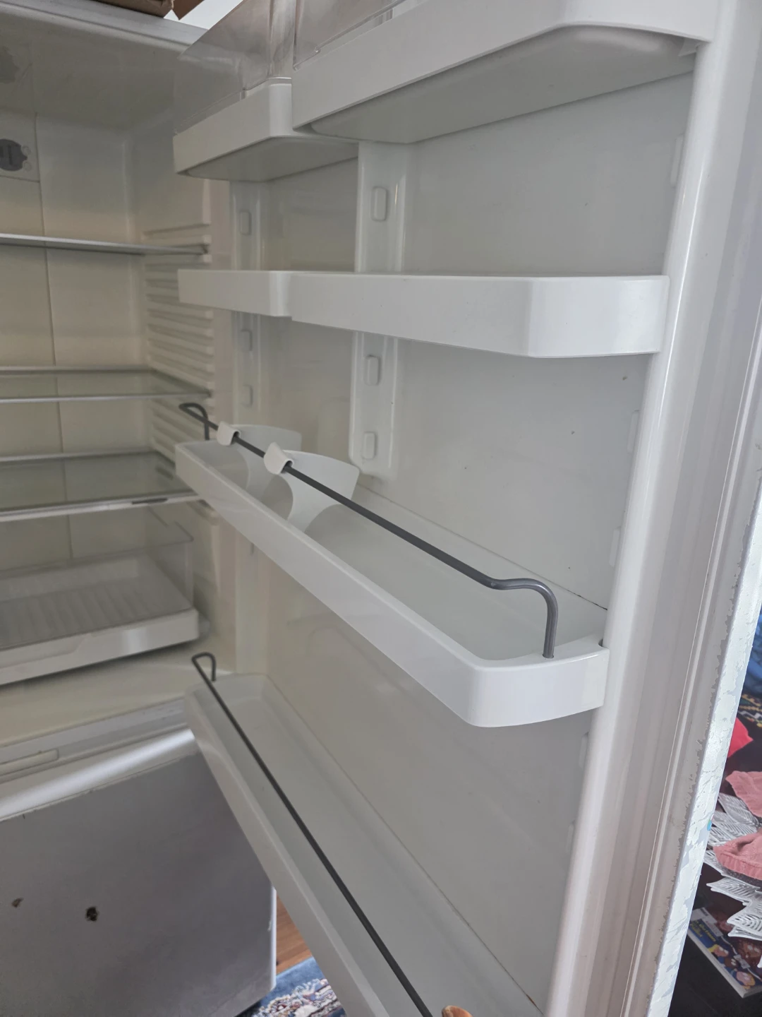 Fisher & Paykel Refrigerator - photo 3