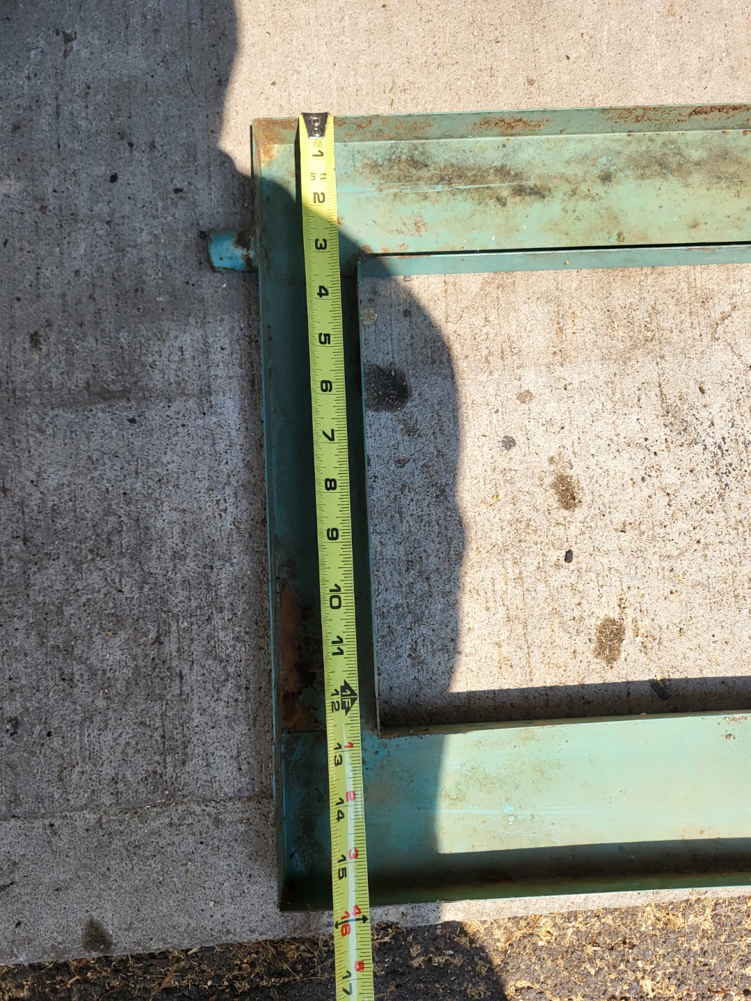 Metal Frame Platform for Birdhouse - photo 3