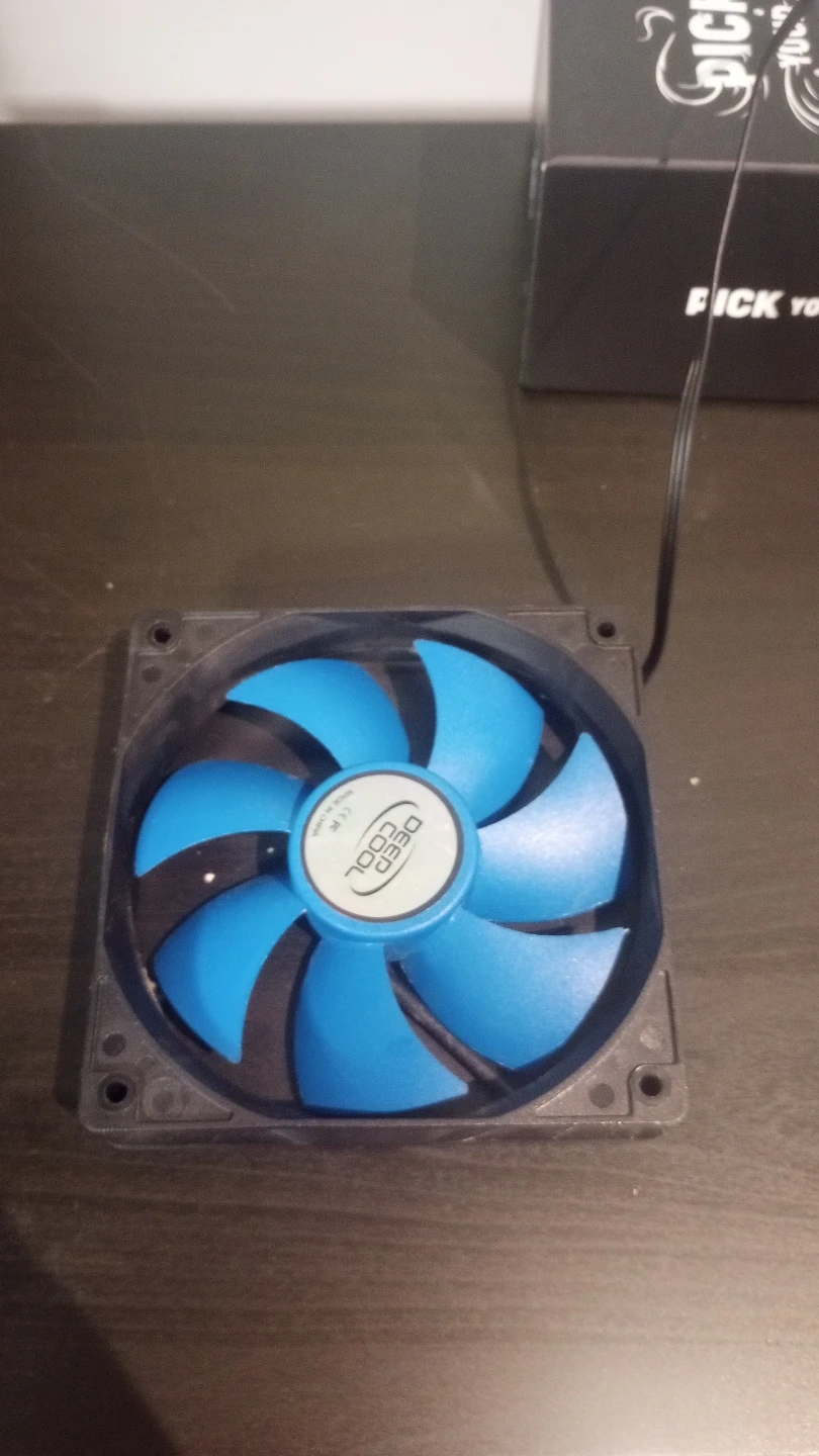 Graphics card and fan - photo 4
