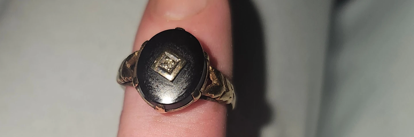 Gold Onyx and Diamond Ring - photo 3