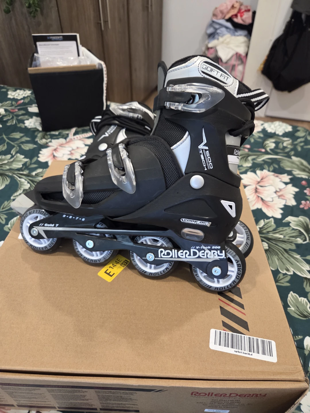 Roller Derby V-Tech 500 Inline Skates (Used Only 3 Times) - photo 2
