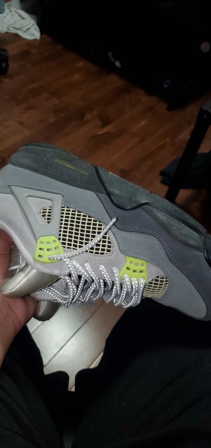 Air Jordan 4 Retro 'Neon' Sneakers - photo 2