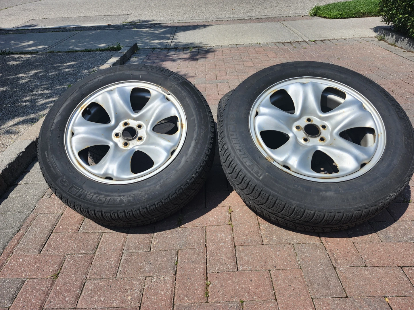 225/60R17 99H Michelin Winter Tires and Rims