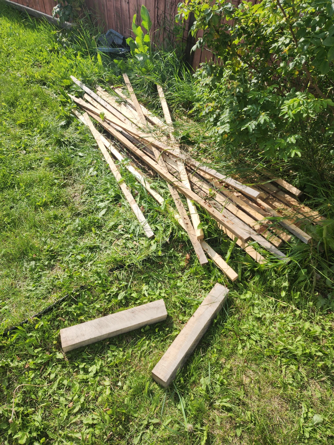 20 new 2x2 etc Lumber Planks