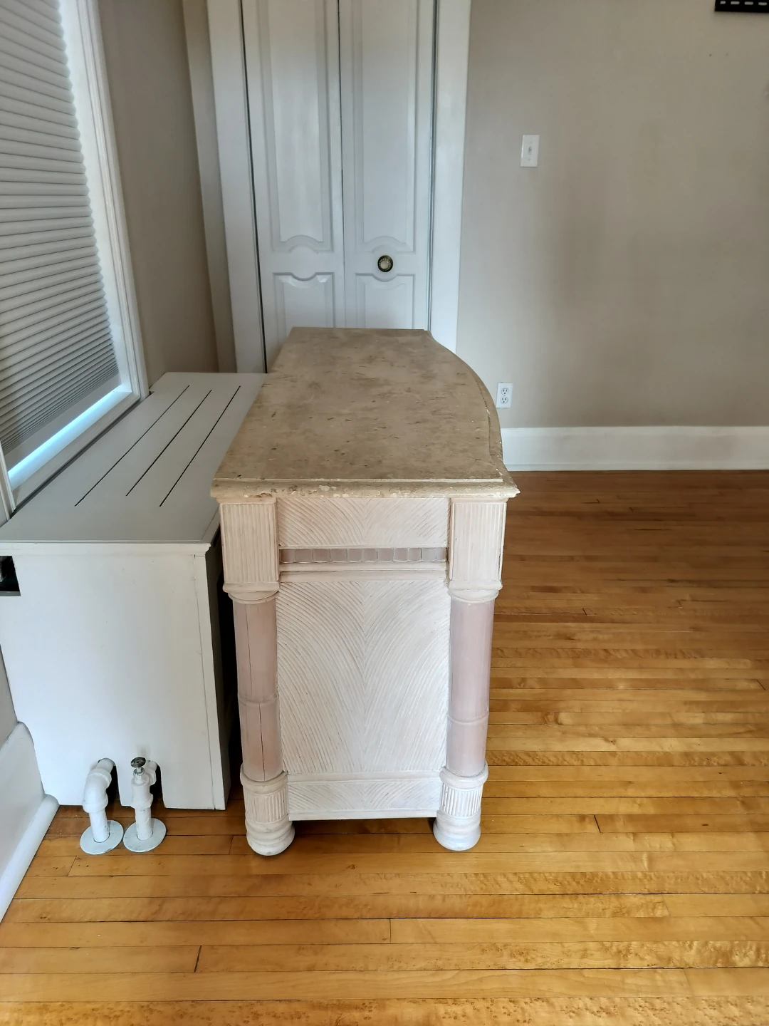 Coastal Style Dresser Sliding 4 Drawers plus one sock draw - photo 3