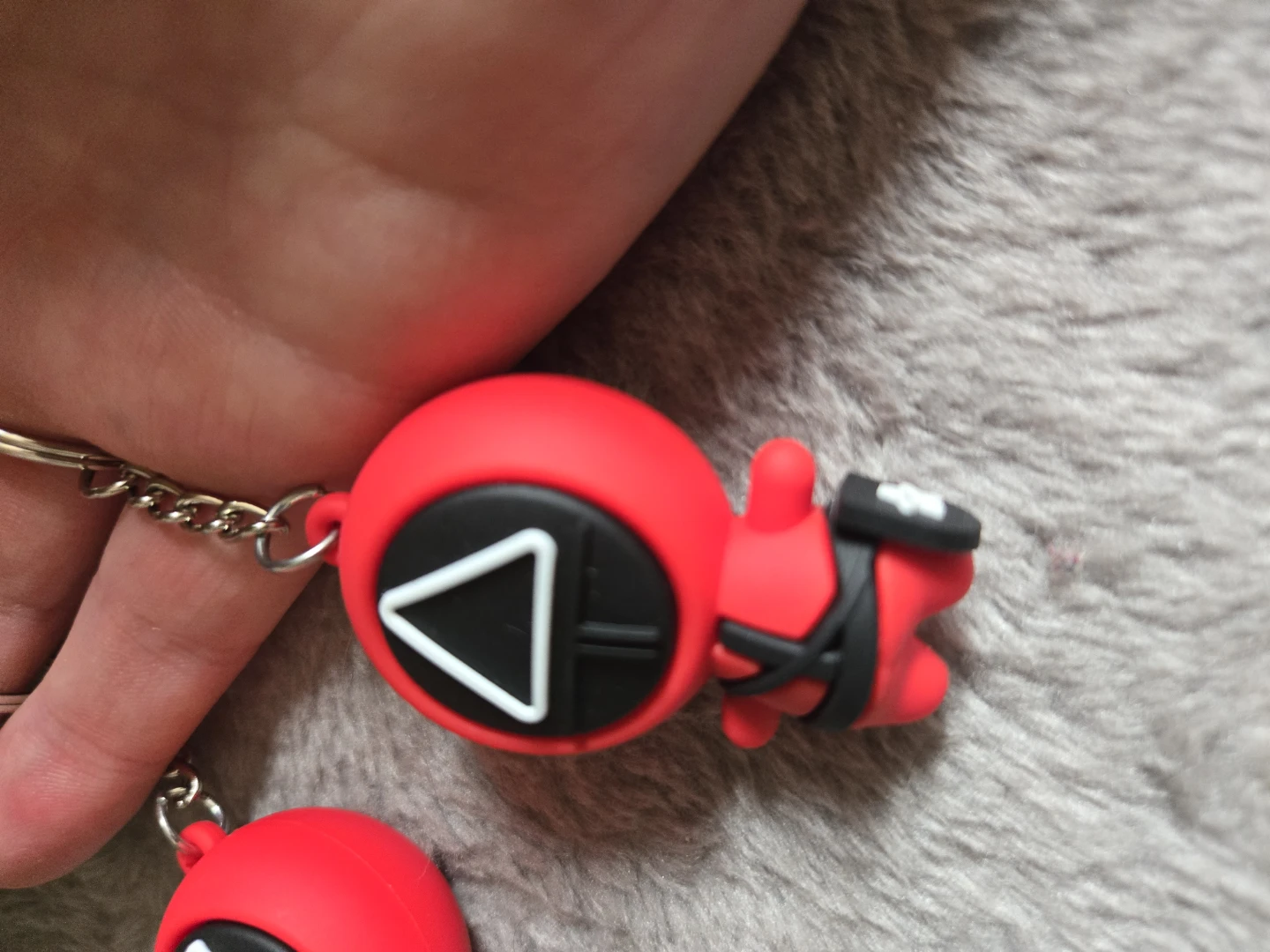 Two Squid Game Keychains - photo 3