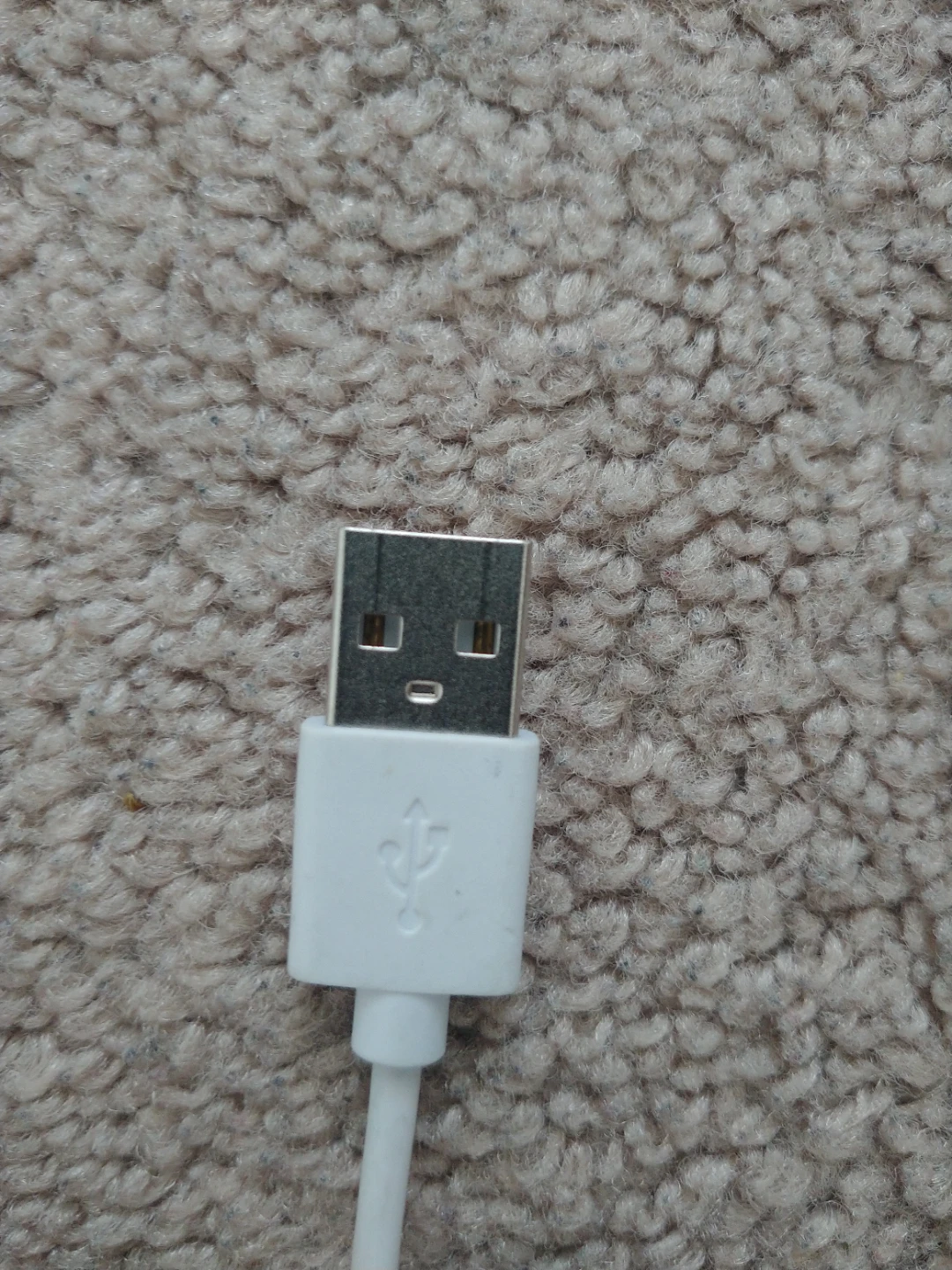 White Micro USB to USB A Charging Cable - photo 2