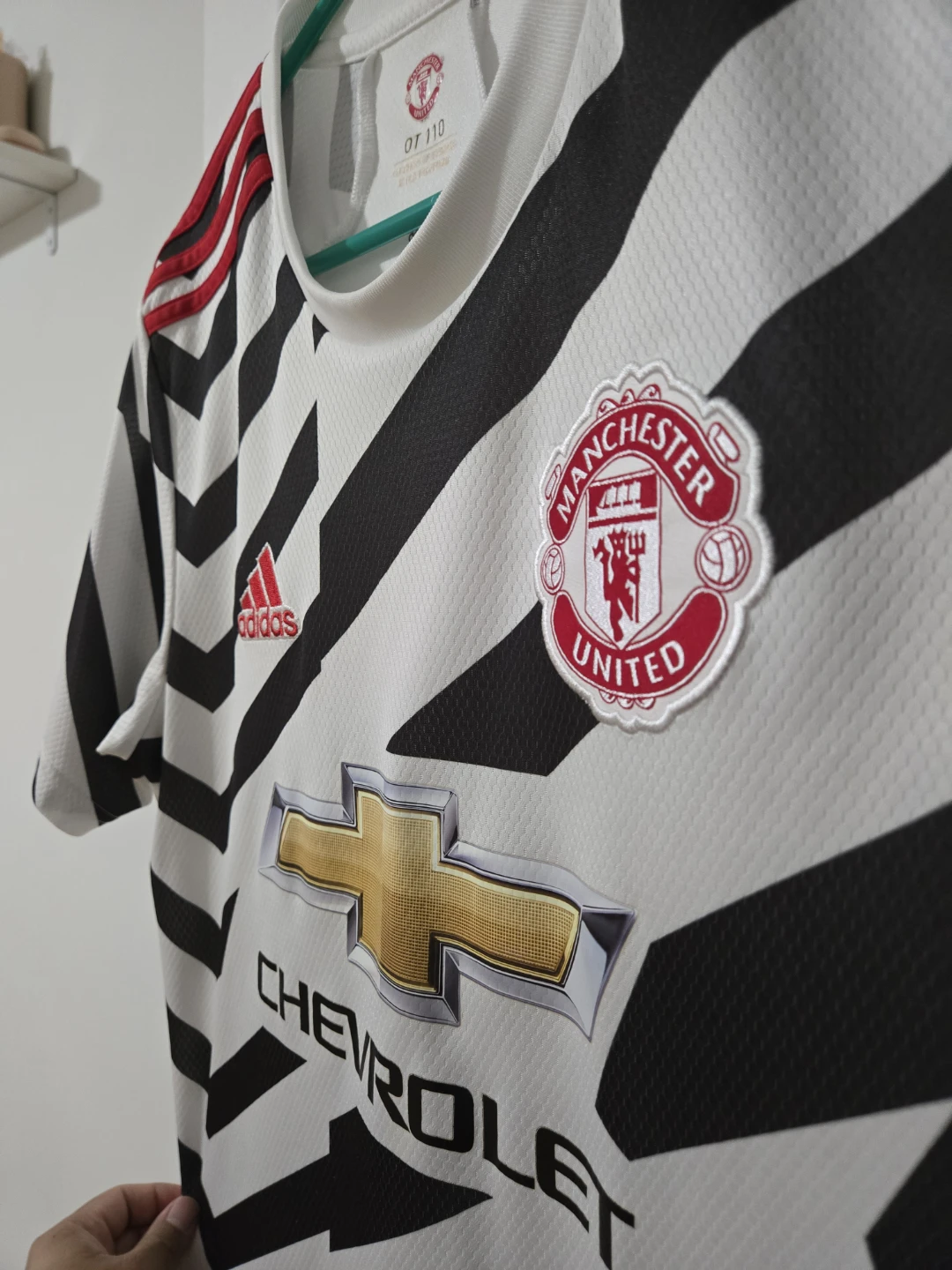 Manchester United Adidas Soccer Jersey - photo 2