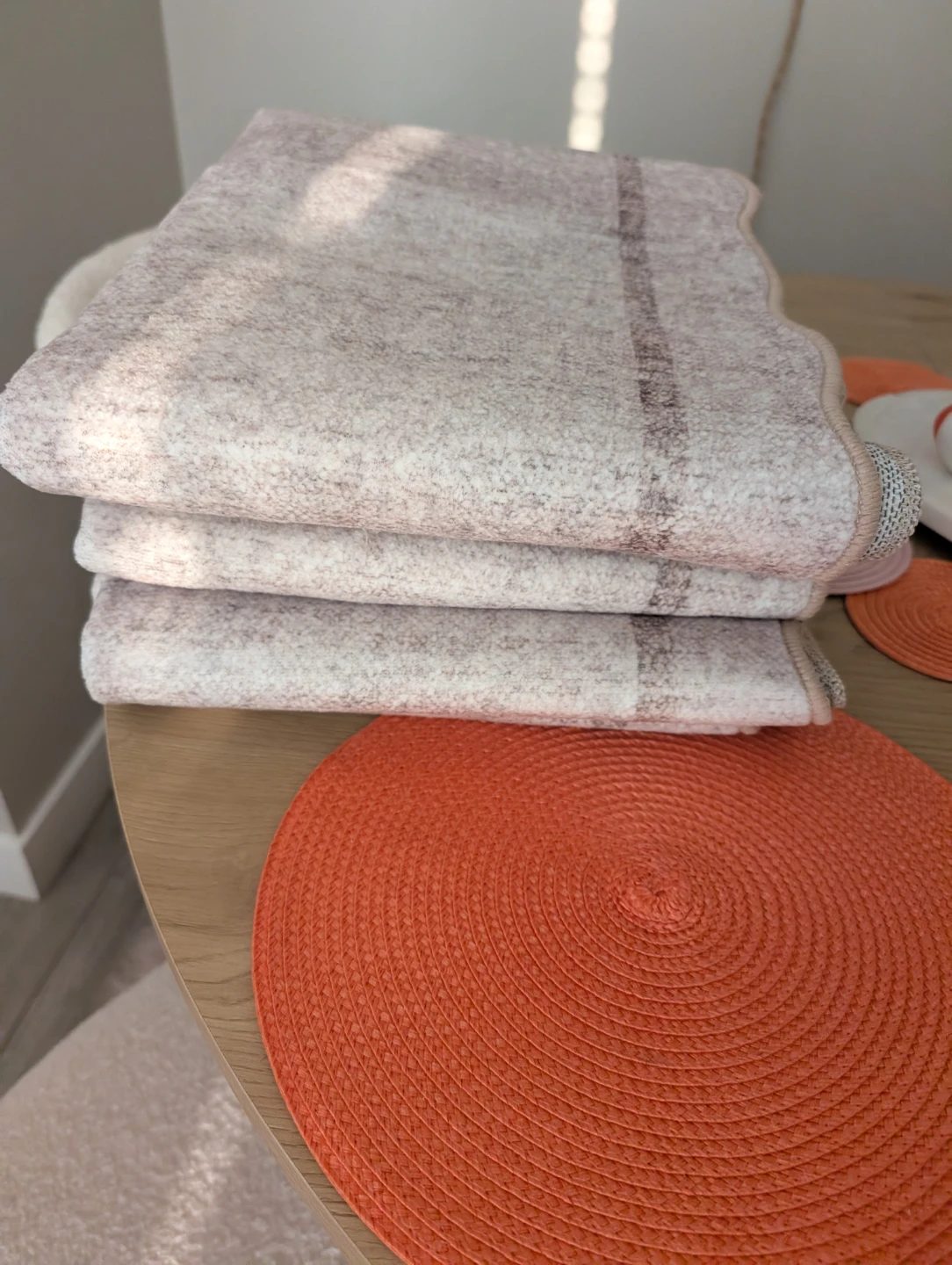 2x8 Runner Rug with Scalloped Edges - photo 4