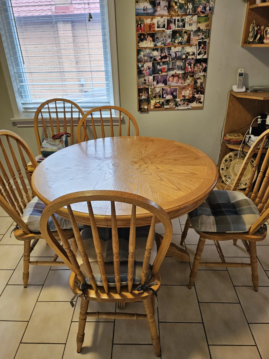 Oak Dining Table with 6 Chairs