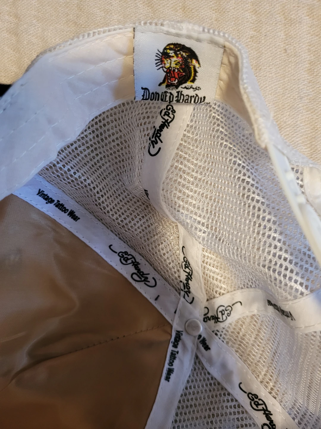 Ed Hardy Skull & Roses Trucker Hat - photo 5