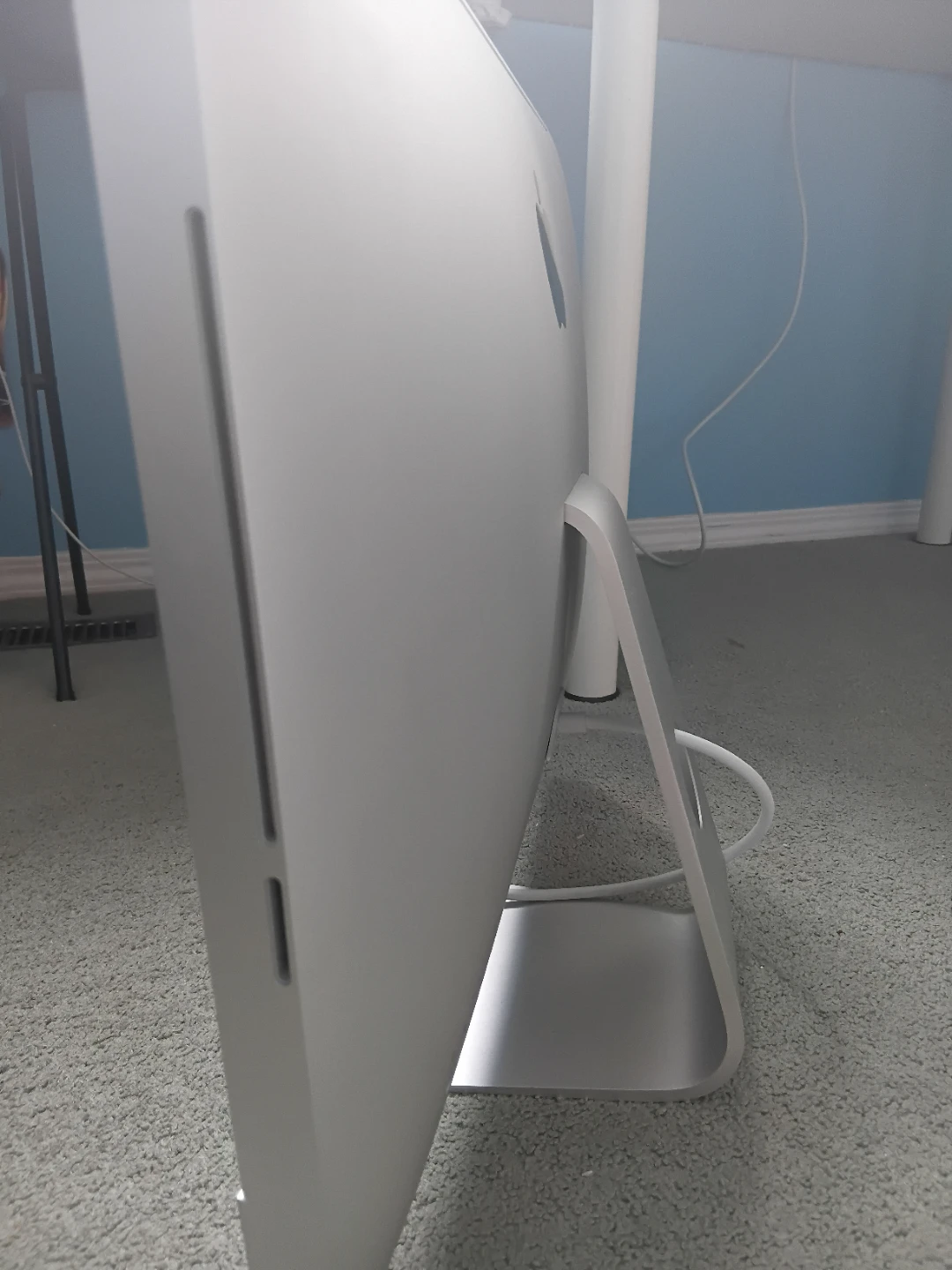 Apple iMac 21.5 (Mid 2011) - photo 4