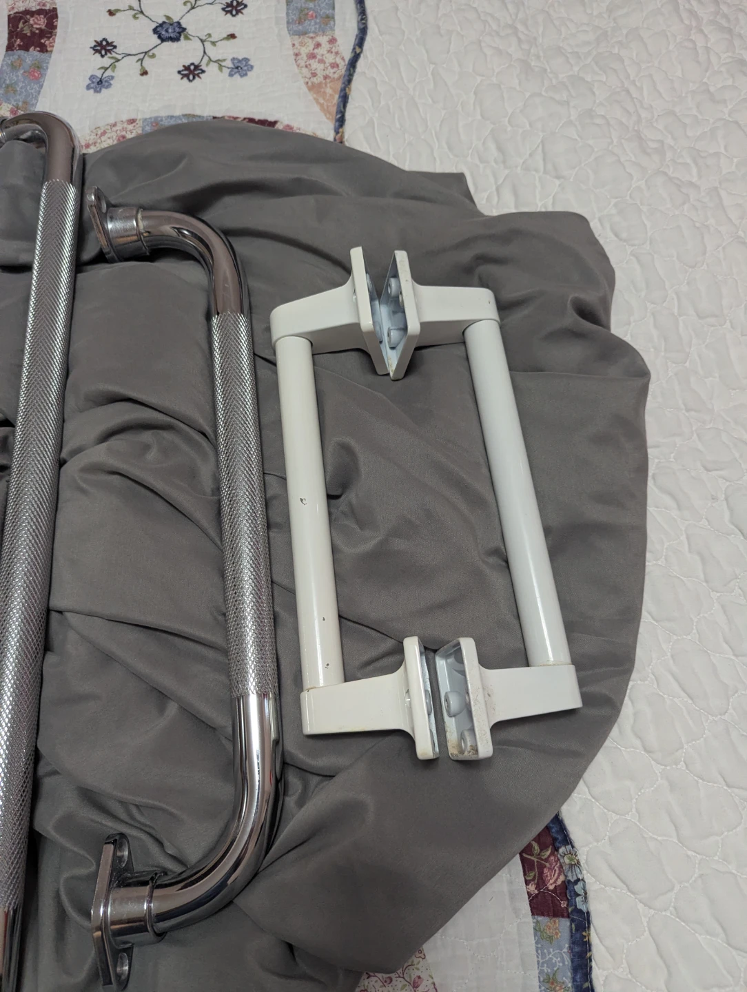 Assorted Grab Bars and Handle